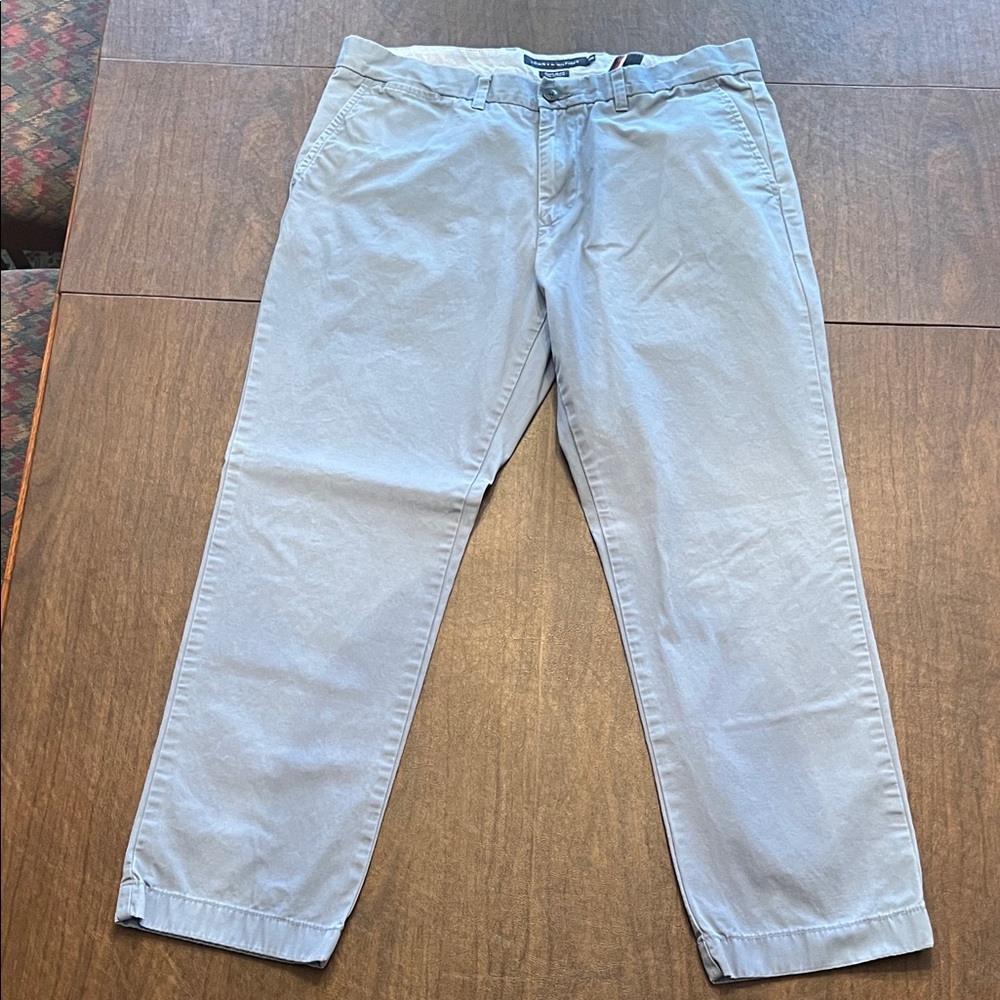Men's Tommy Hilfiger Light Gray/Blue Khakis 36x30